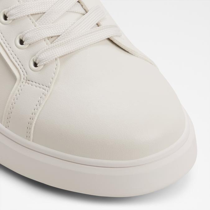 CCOURTLINEA Black Men Sneaker image number 4
